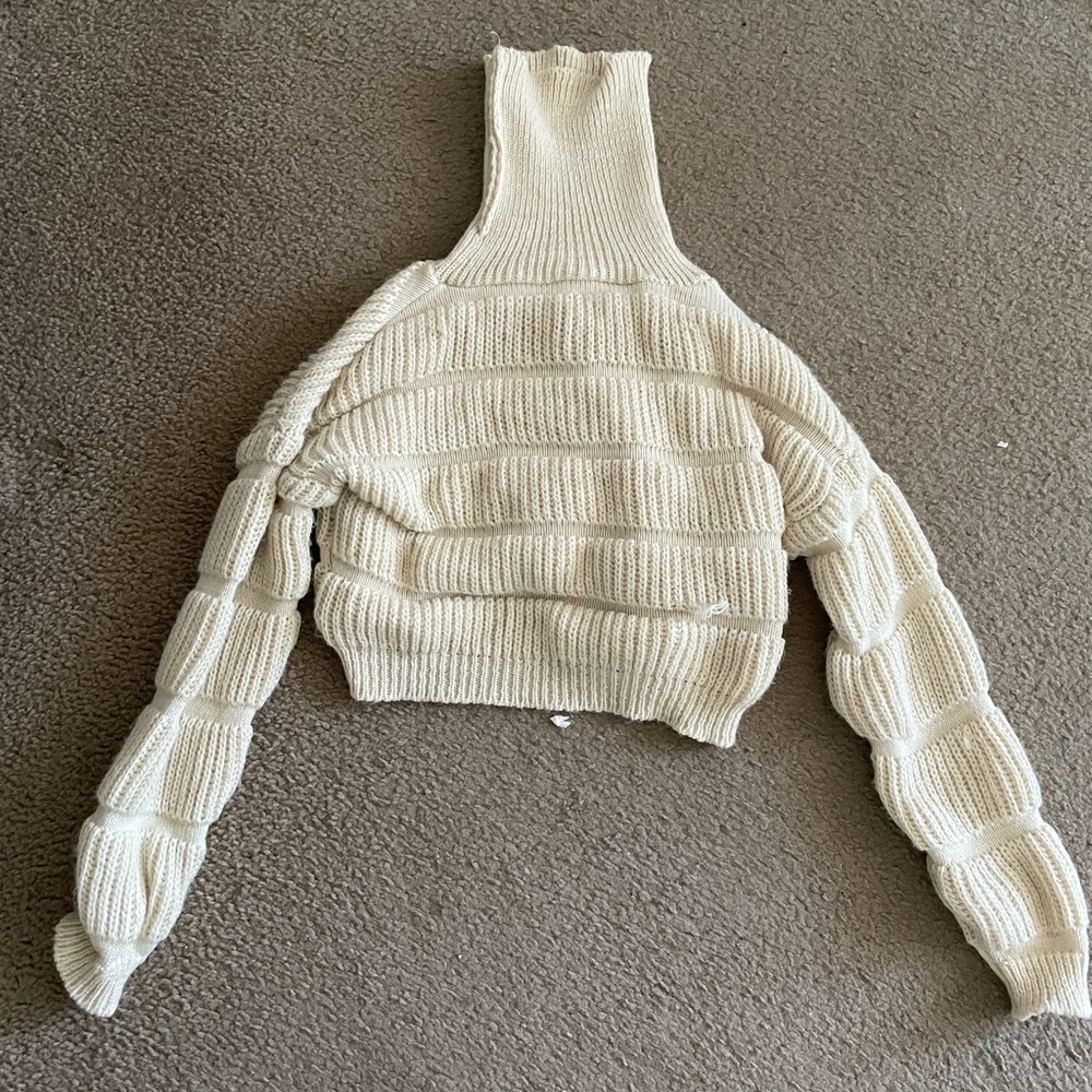 COPY - Primark Knit Winter / Spring top (Size S) (Tagged zara for exposure)
